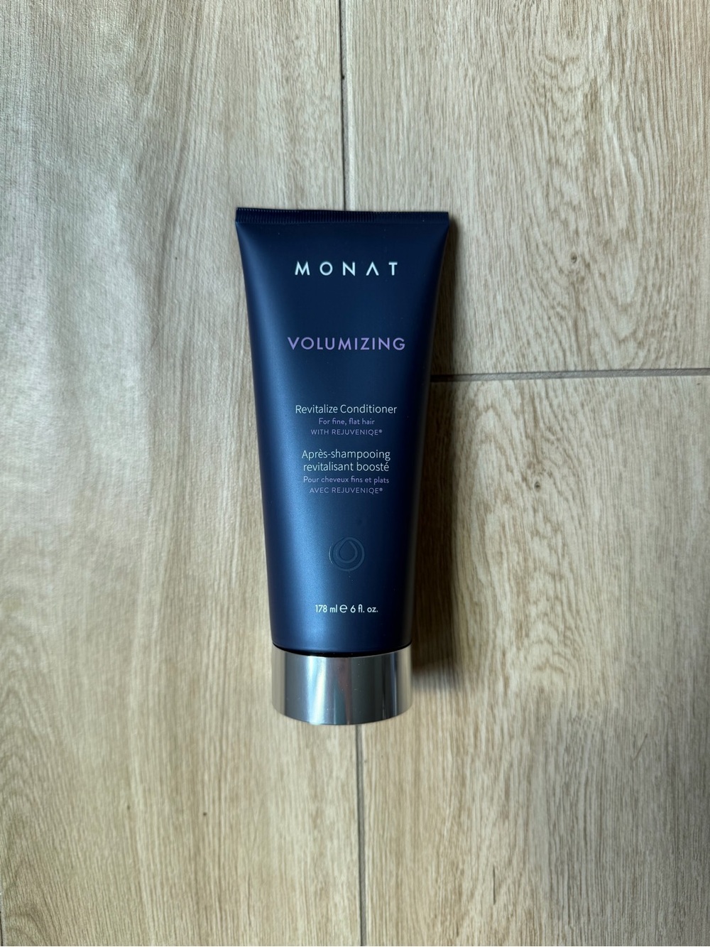 NWT Monat Volumizing Revitalize Conditioner